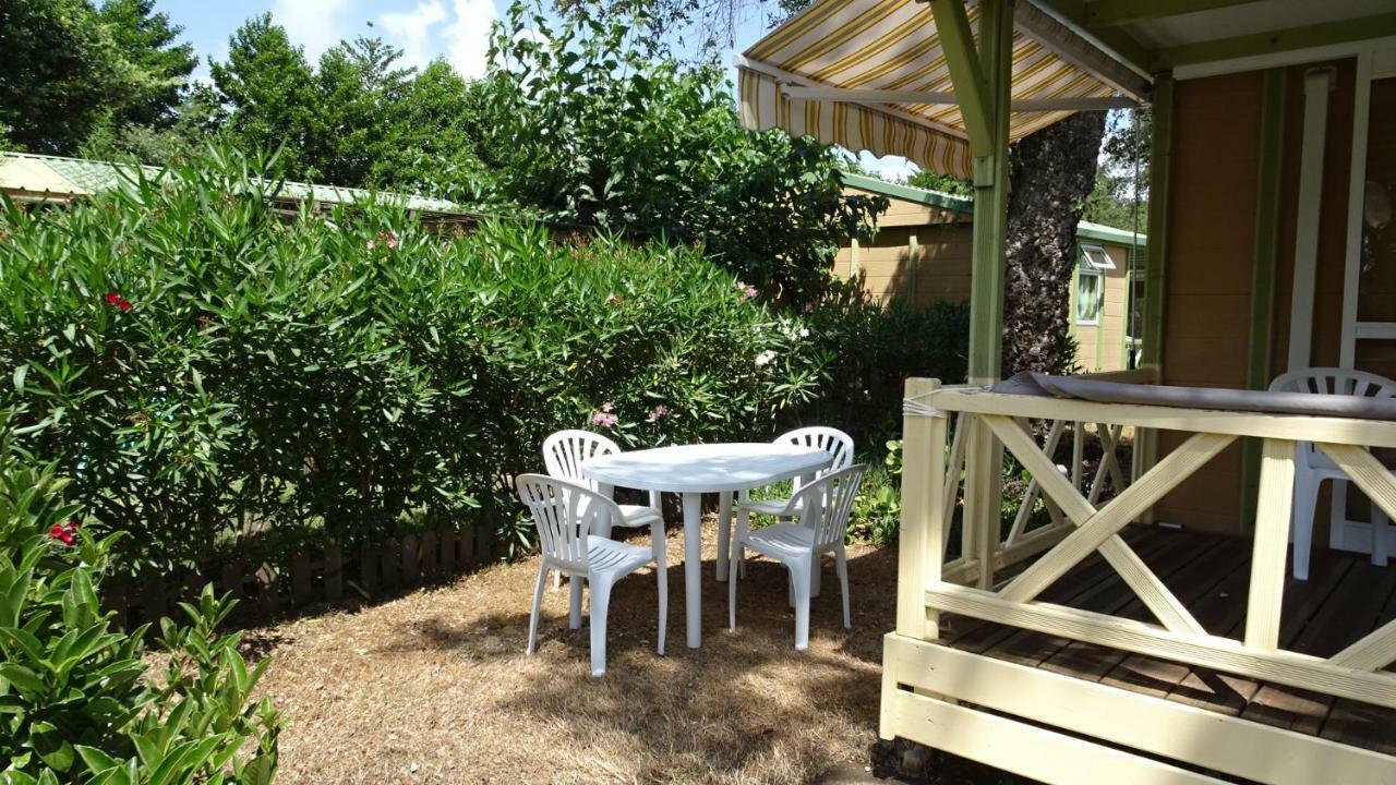 Casa Di Marina - Chalet Bungalow Hotell Sorbo-Ocagnano Rum bild